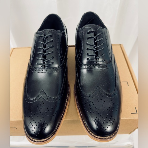 Stacy Adams  Black Dunbar Wingtip Lace-Up Oxfords 7.5M  New in replacement box! - Picture 1 of 9